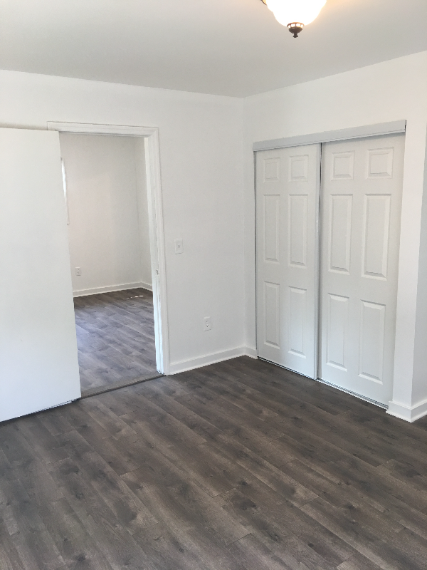 1042 Main St - Photo 7 of 12