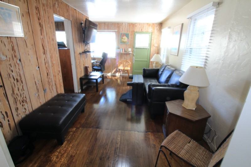 728 Venice Ct - Photo 2 of 28