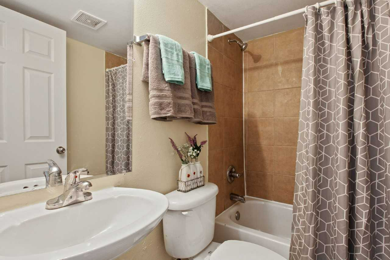 3300 Garden Oaks Dr - Photo 3 of 4