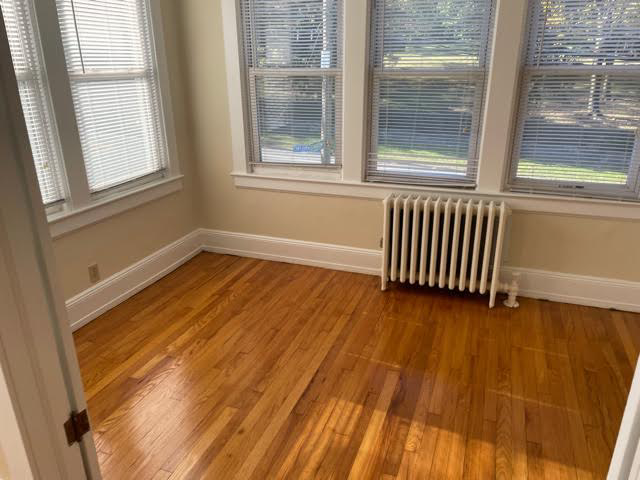 100 Seminary Ave - Photo 2 of 6