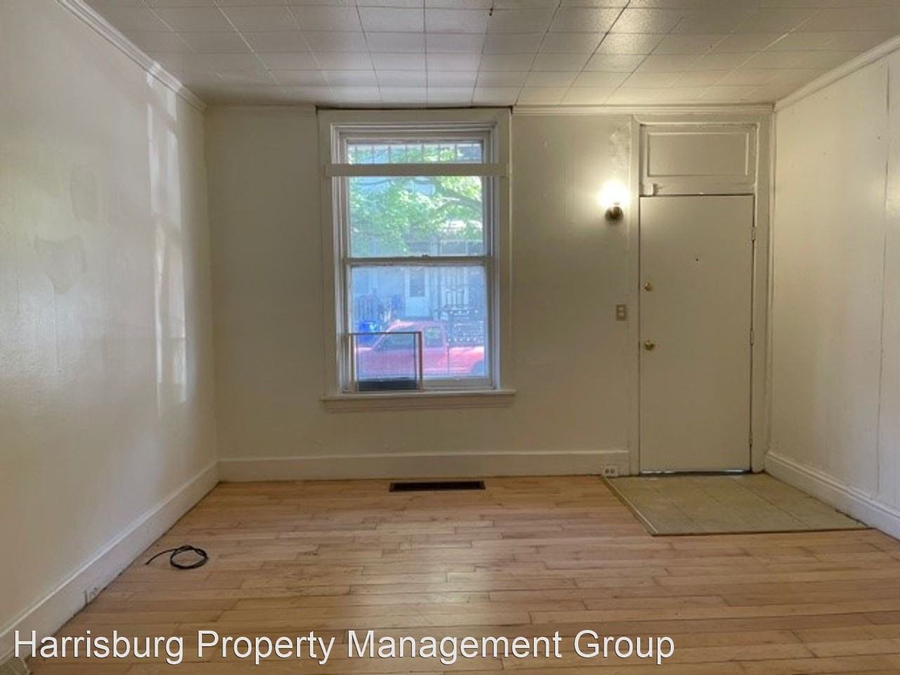 2214 Logan St - Photo 3 of 15