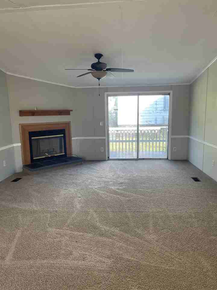 874 Center Hill Ave Nw - Photo 3 of 14