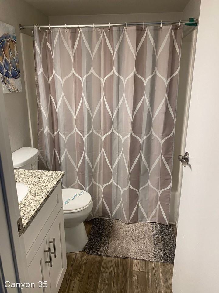 Canyon 35 - Photo 6 of 41