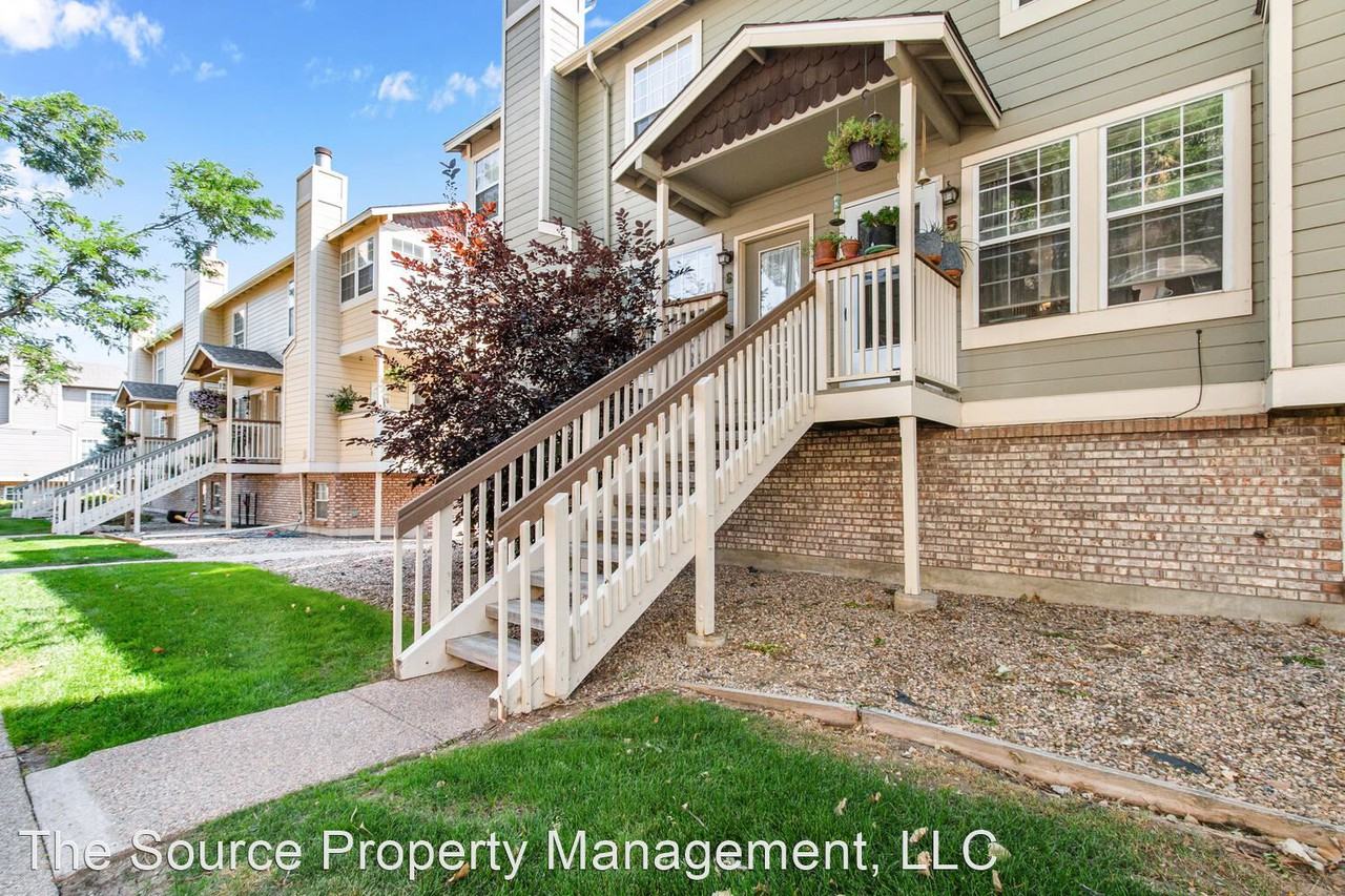 3200 3200 Azalea Dr S5 - Photo 3 of 46