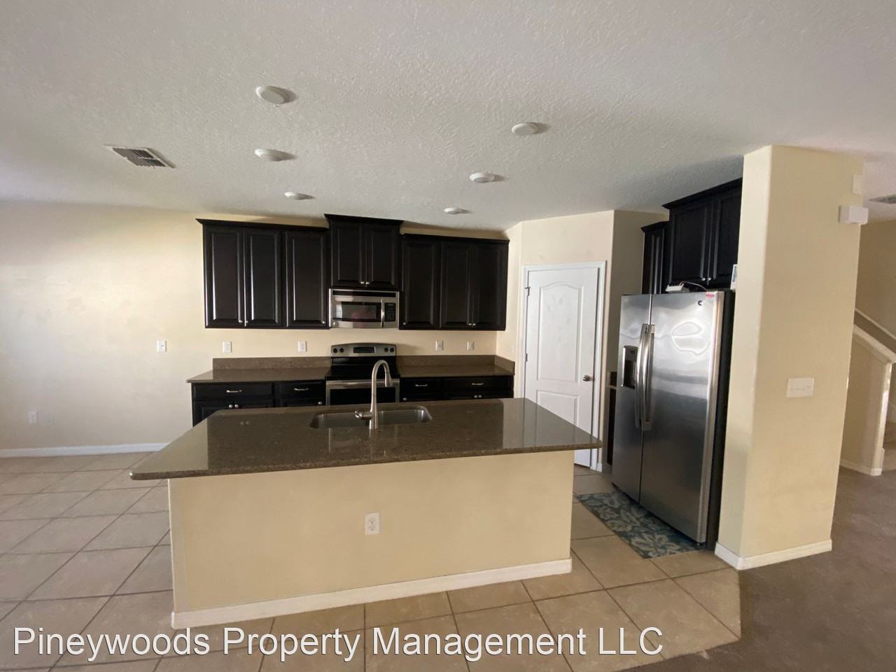 2719 Garden Falls Dr - Photo 3 of 24