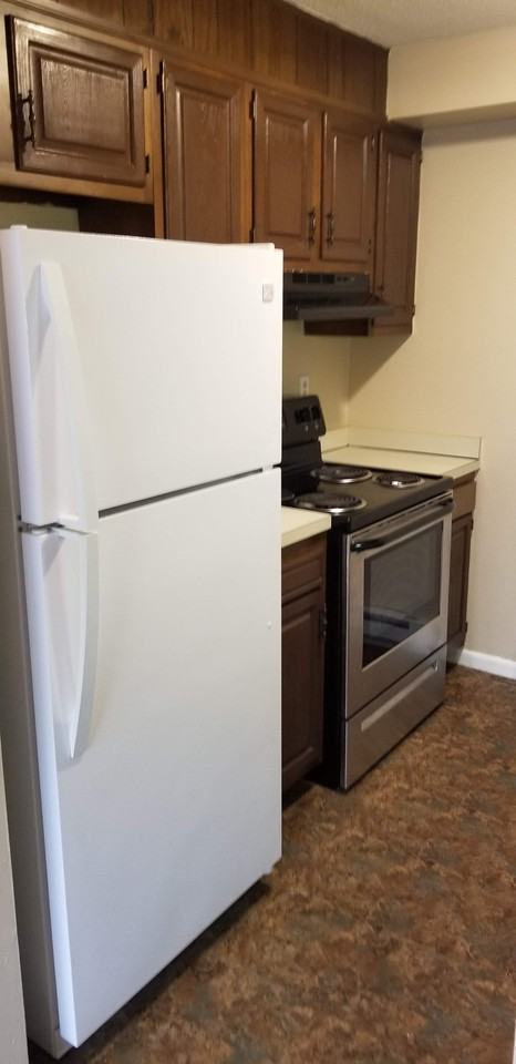 Summit Apartments On Hocker Drive - Photo 6 of 11