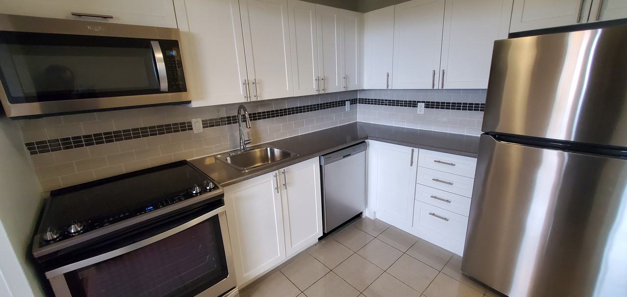 2250 Homelands Drive #801