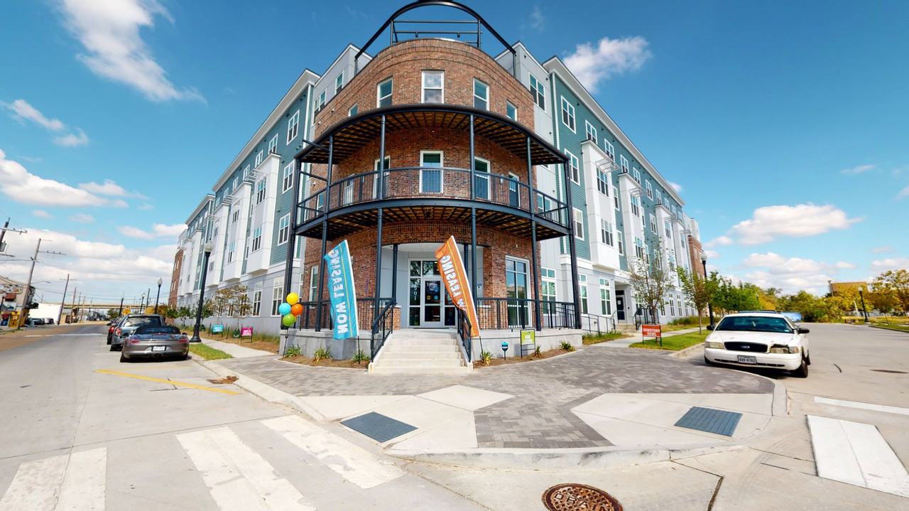 City Square 162 - Photo 2 of 32