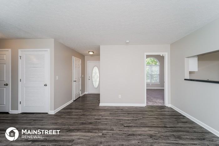 6700 Leverett Ln - Photo 3 of 14