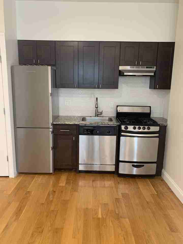 301 Cumberland Street #B5 - Photo 2 of 11