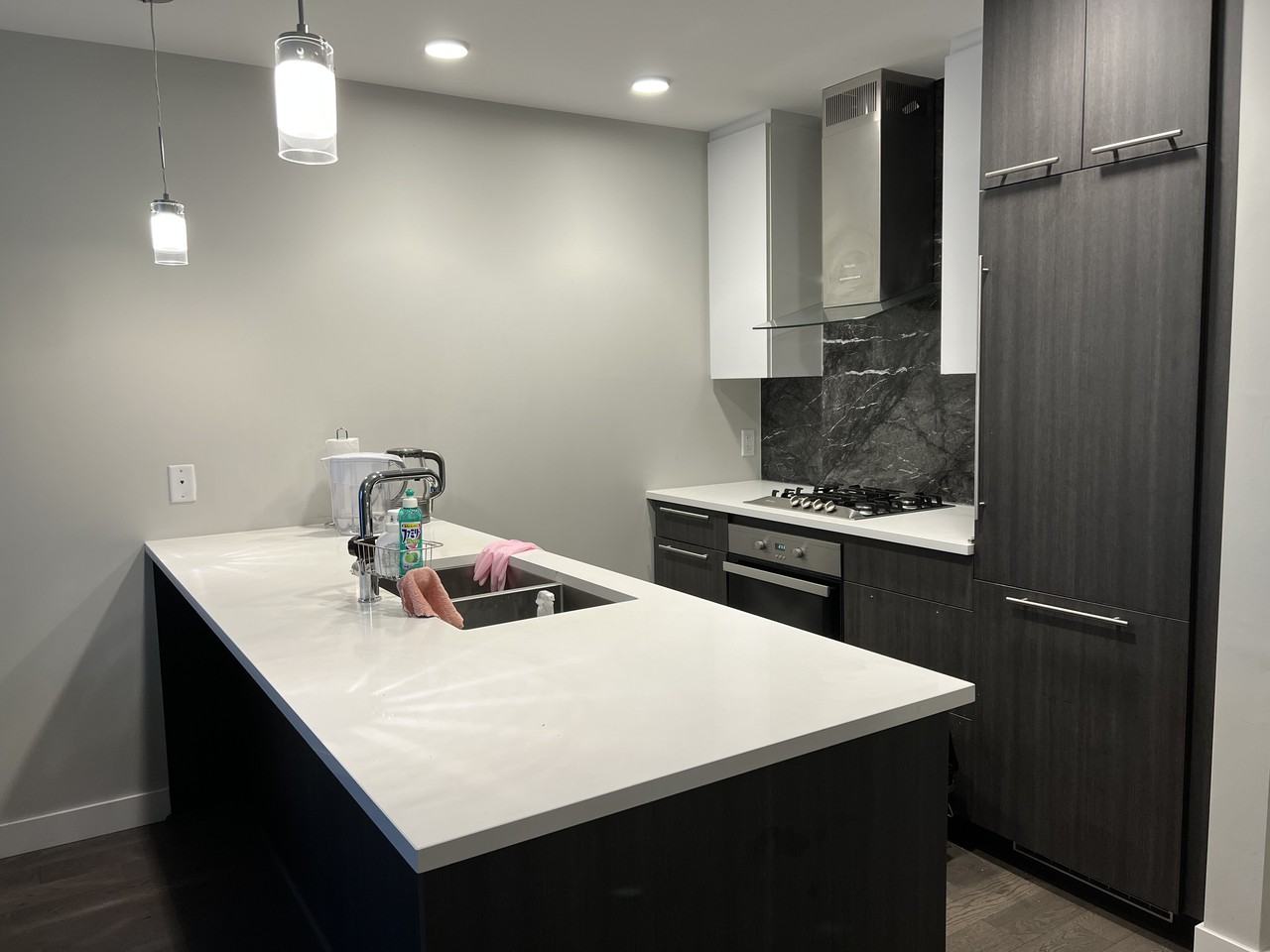 5077 Cambie Street #1xx - Photo 2 of 5