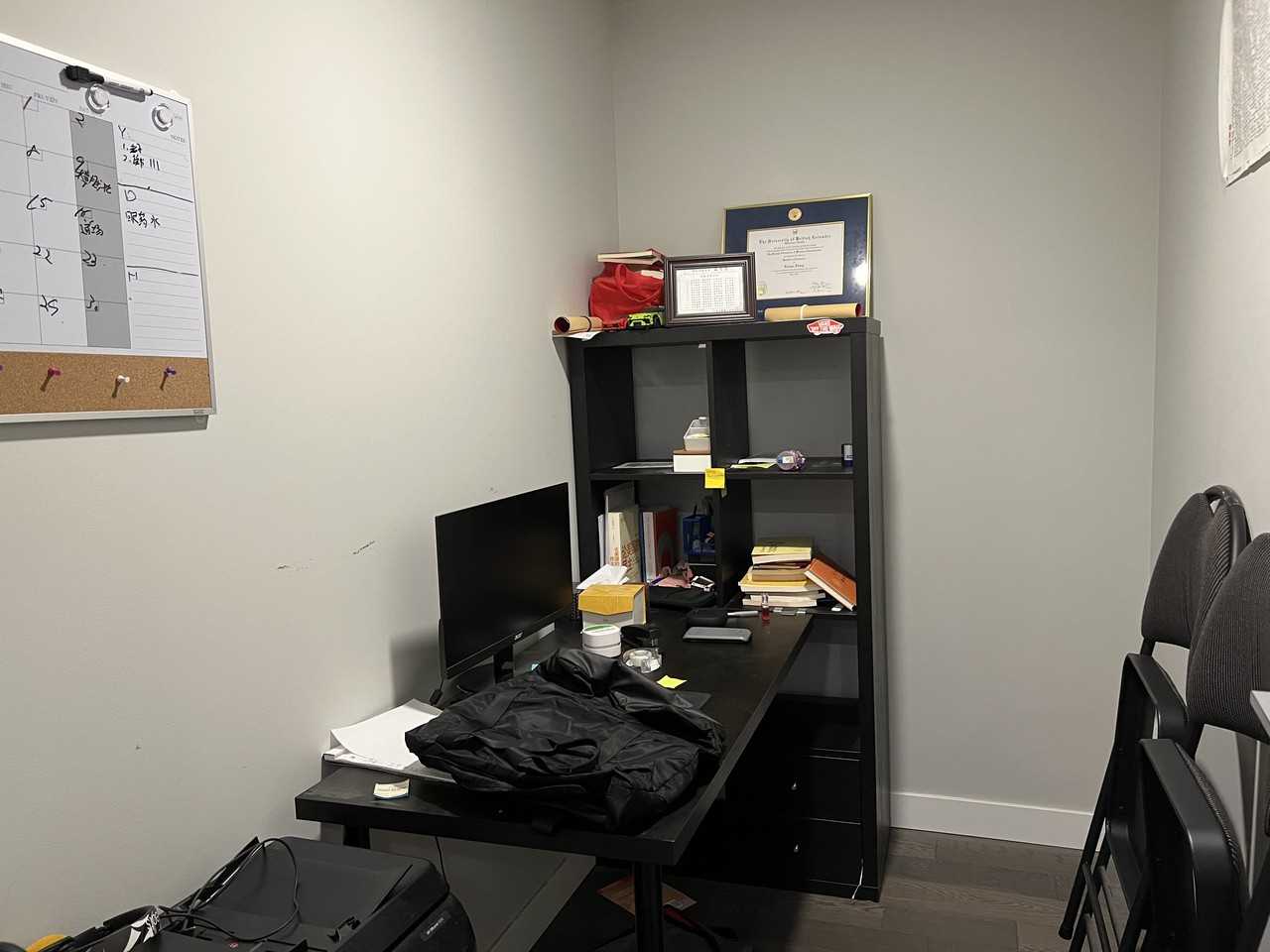 5077 Cambie Street #1xx - Photo 4 of 5