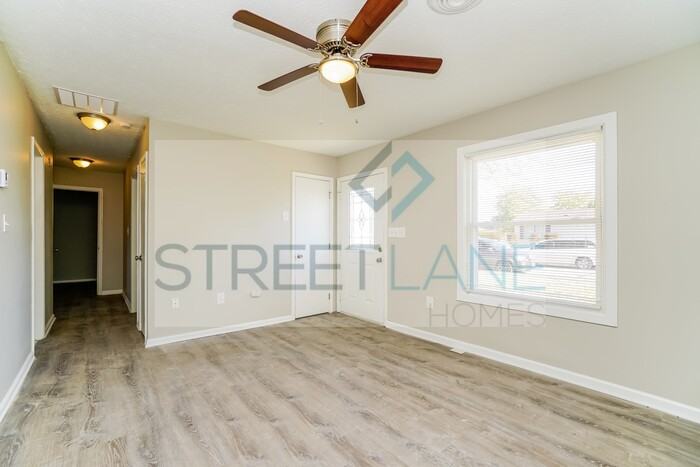347 Lichen Ln - Photo 3 of 15