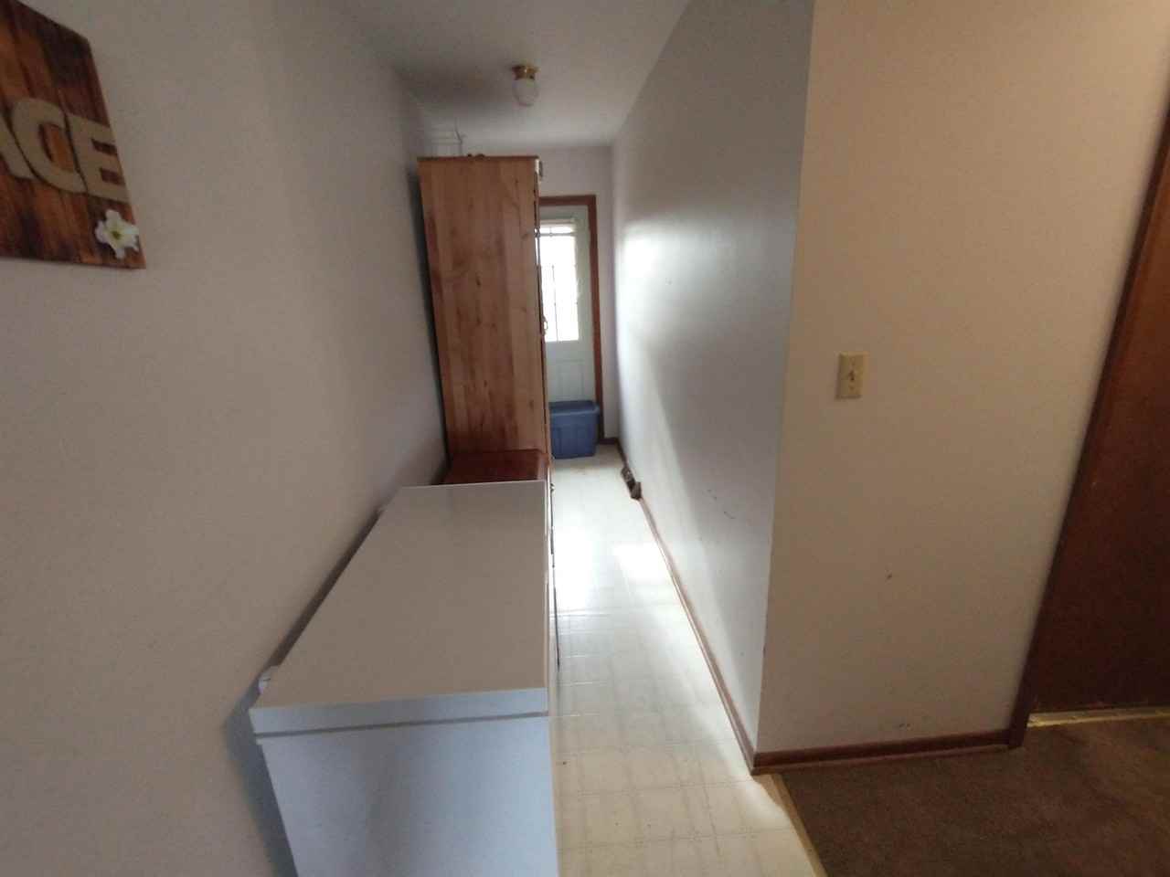 124 S Adams St #1 - Photo 3 of 10