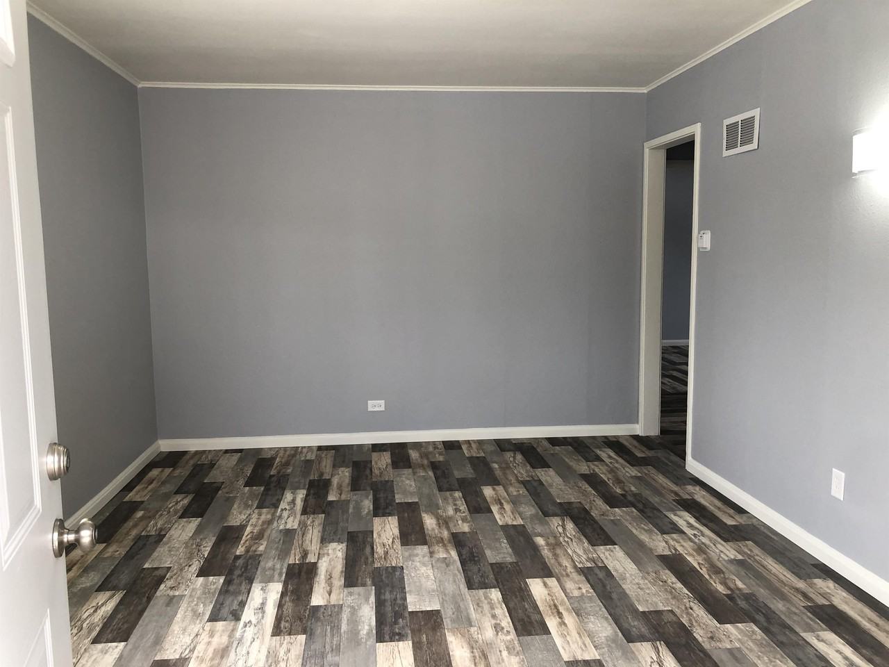 923 - 925 Raton Court - 923A #923A - Photo 3 of 5