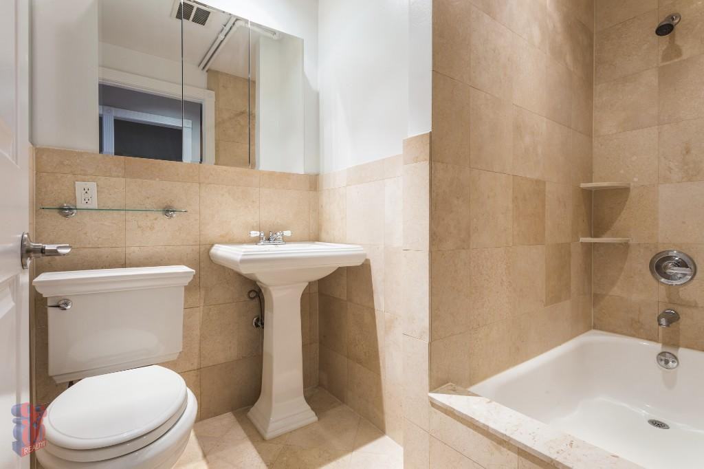 Avenue A #2F - Photo 6 of 6