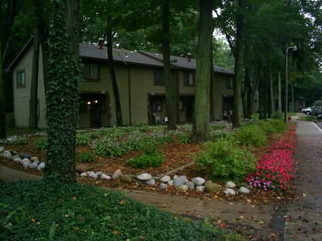 Maple Glen Apartments - Photo 3 of 18