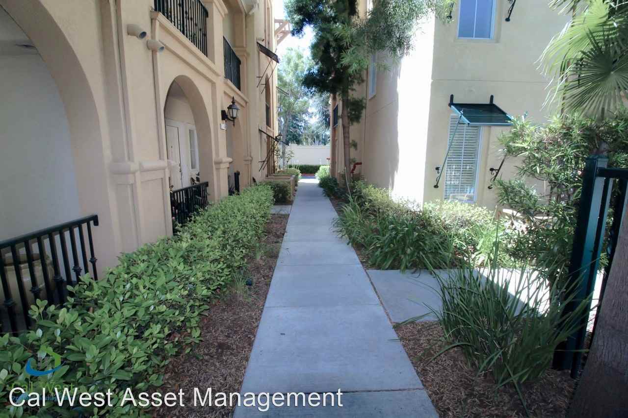 1464 Alegria Loop - Photo 2 of 21