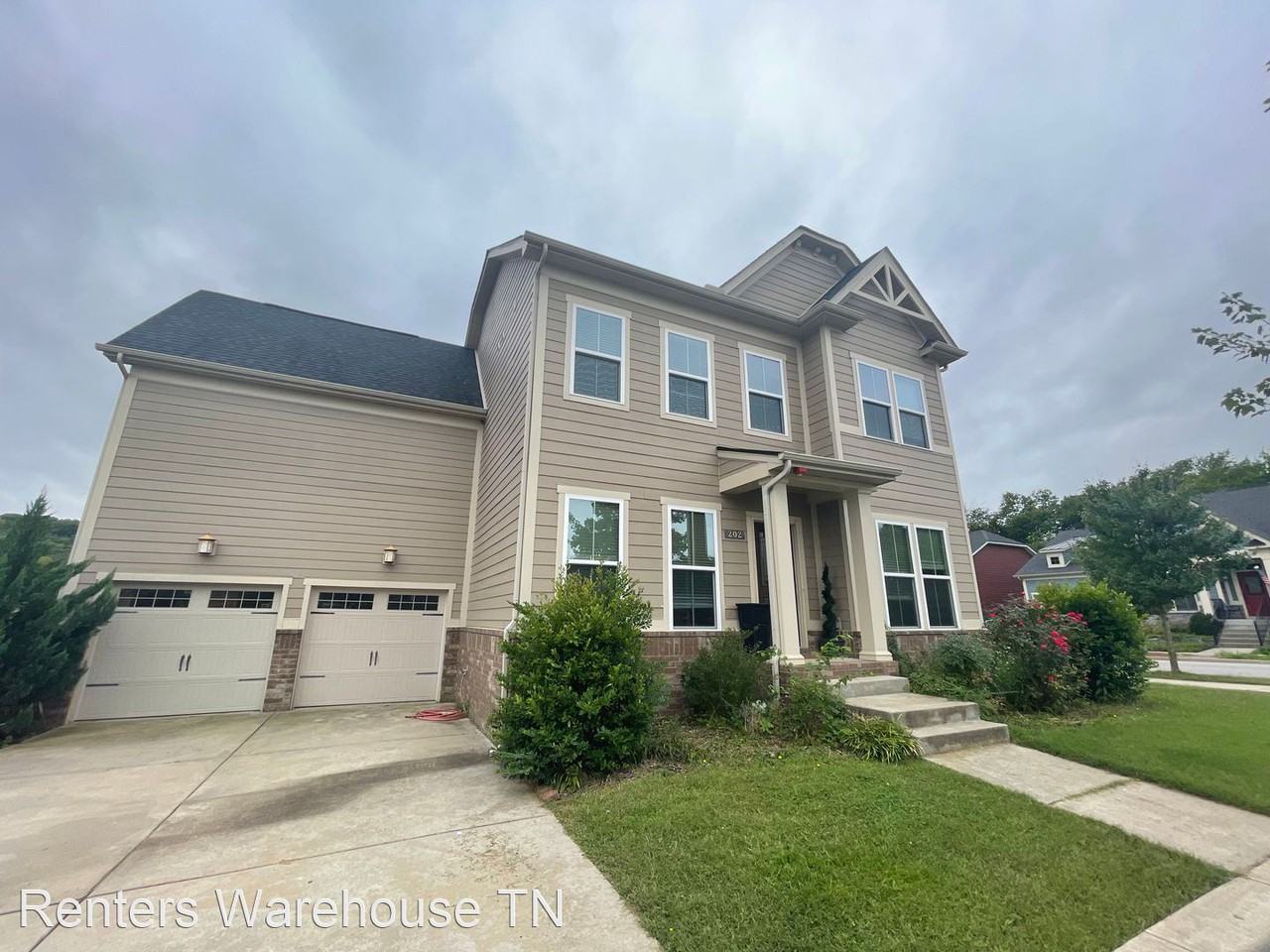 202 Cooper Ledge Cir - Photo 2 of 22