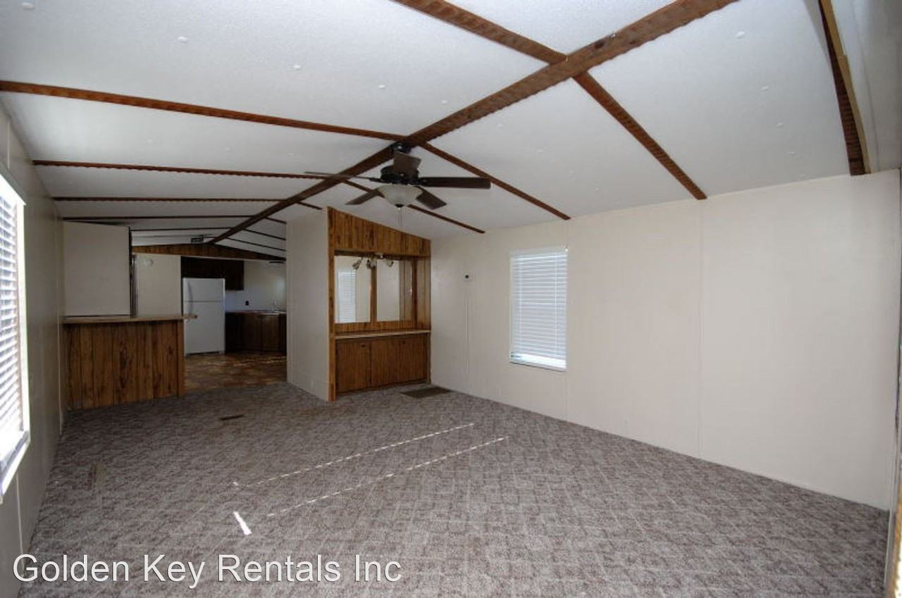 2176 Old Smithfield Rd - Photo 3 of 7