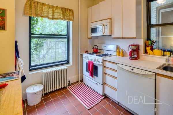 97 2nd Pl 2R - Photo 3 of 14