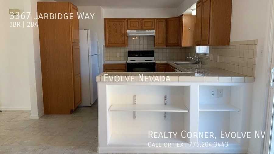 3367 Jarbidge Way - Photo 7 of 18