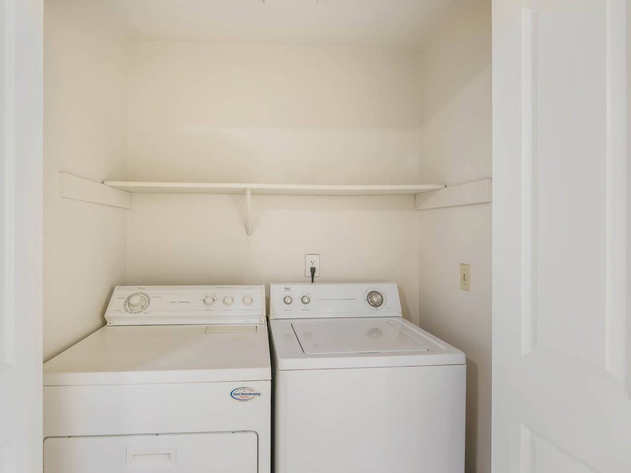 Glen at North Creek - Photo 7 of 33