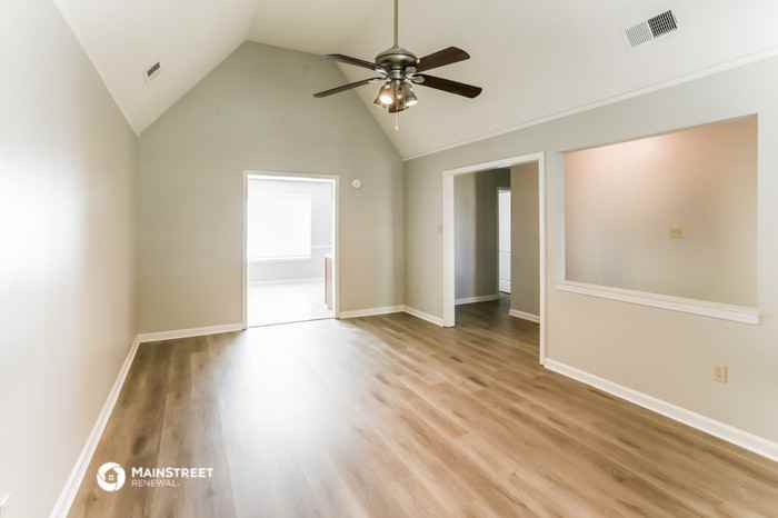 6915 Black Thorn Dr - Photo 3 of 16
