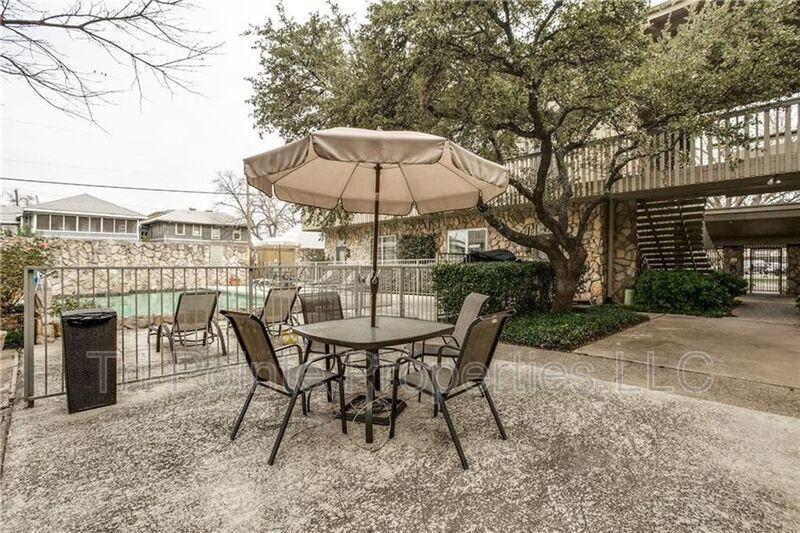 2907 Shelby Ave - Photo 3 of 17