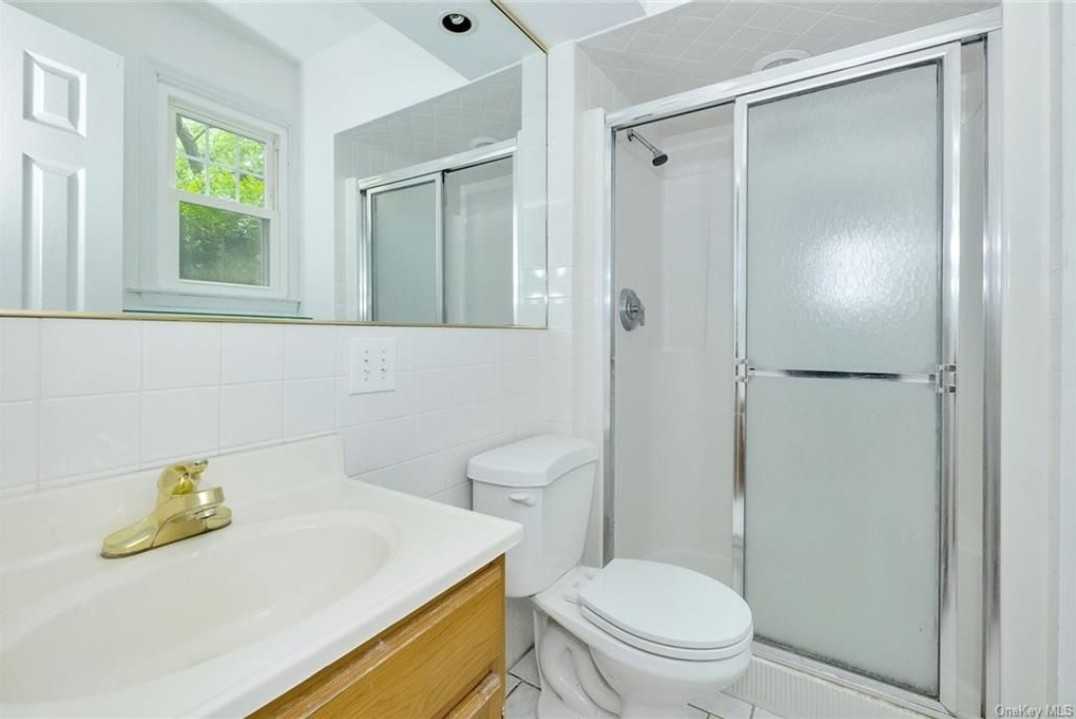 338 Nash Rd - Photo 3 of 25