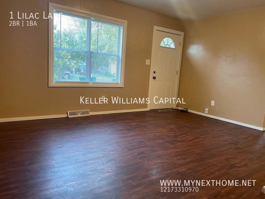 1 Lilac Ln - Photo 3 of 31