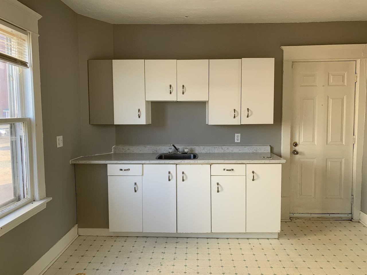 718 Mountain Rd #1 - Photo 2 of 11