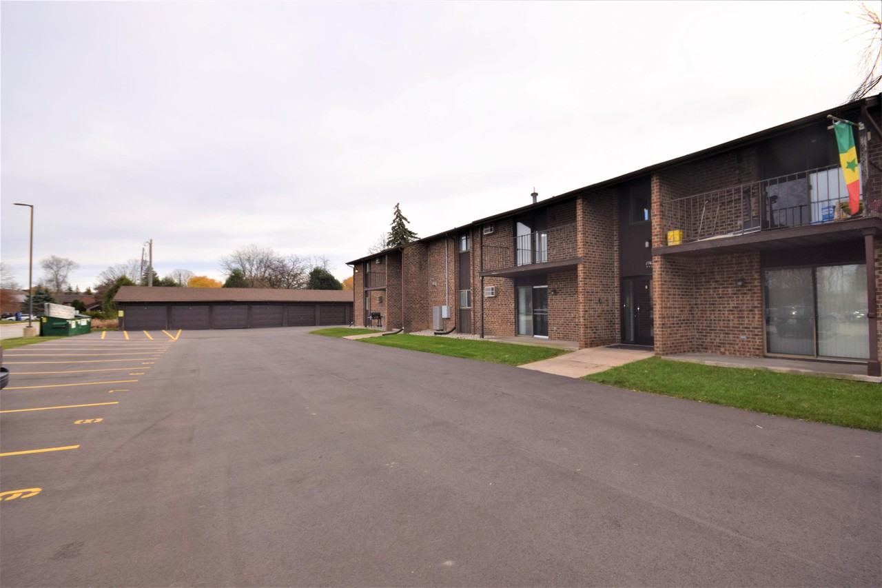 1762 Badger St #10 - Photo 2 of 12