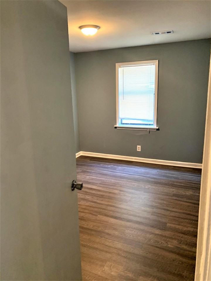 1031 Curran St Nw #A - Photo 2 of 16