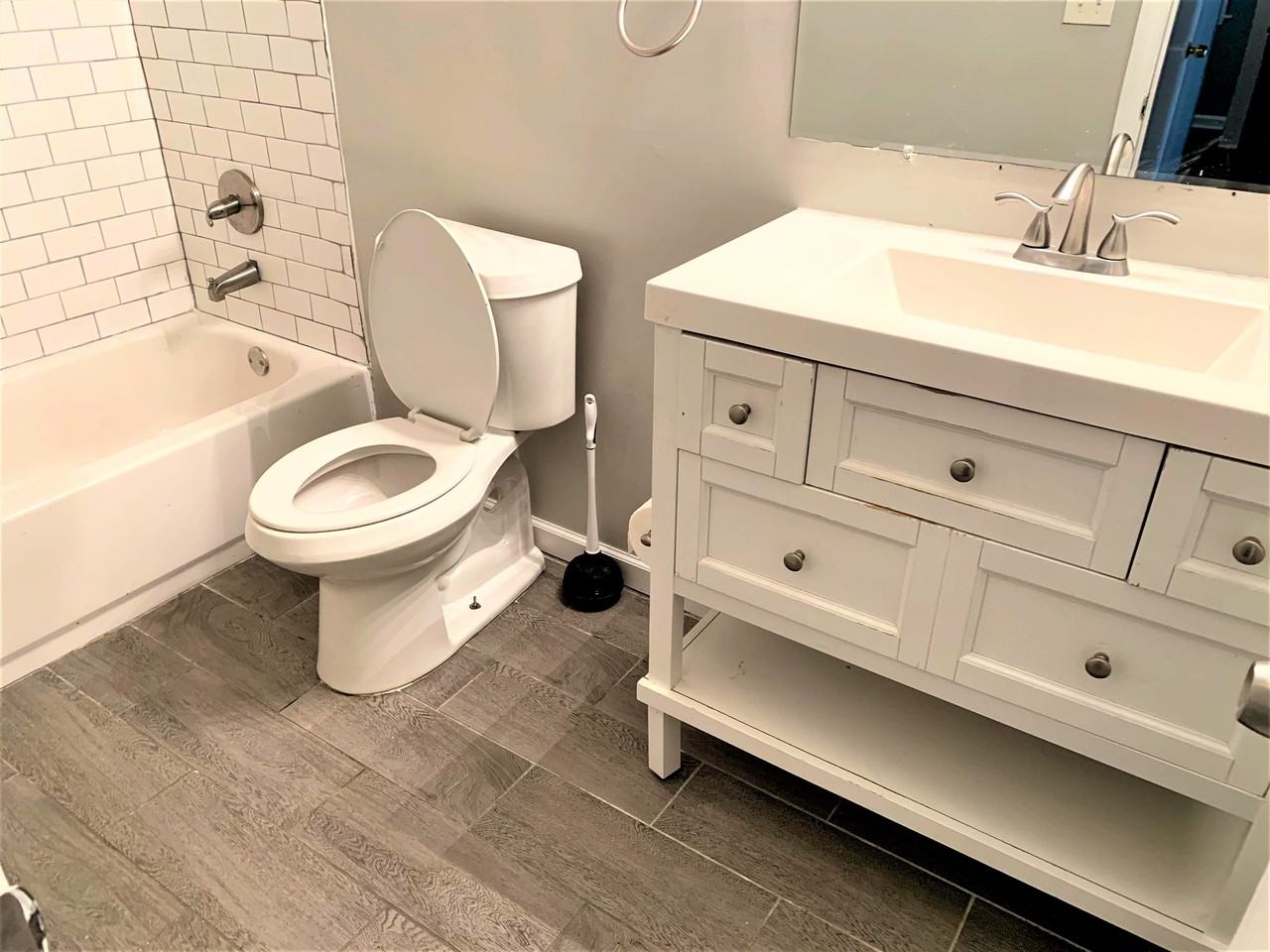 1031 Curran St Nw #A - Photo 6 of 16