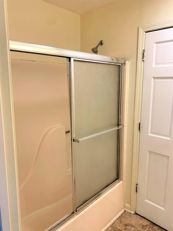 569 10th Street Northwest #1 - Photo 7 of 14