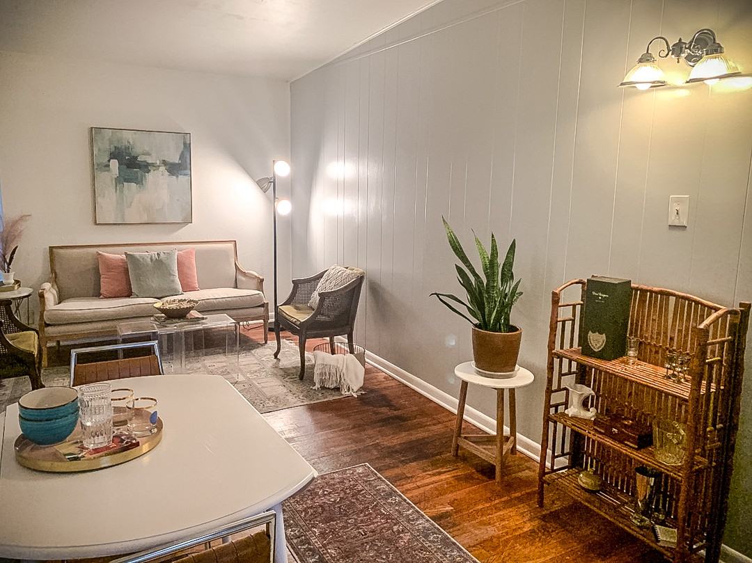 904 Chevy Chase Dr #1 - Photo 4 of 9