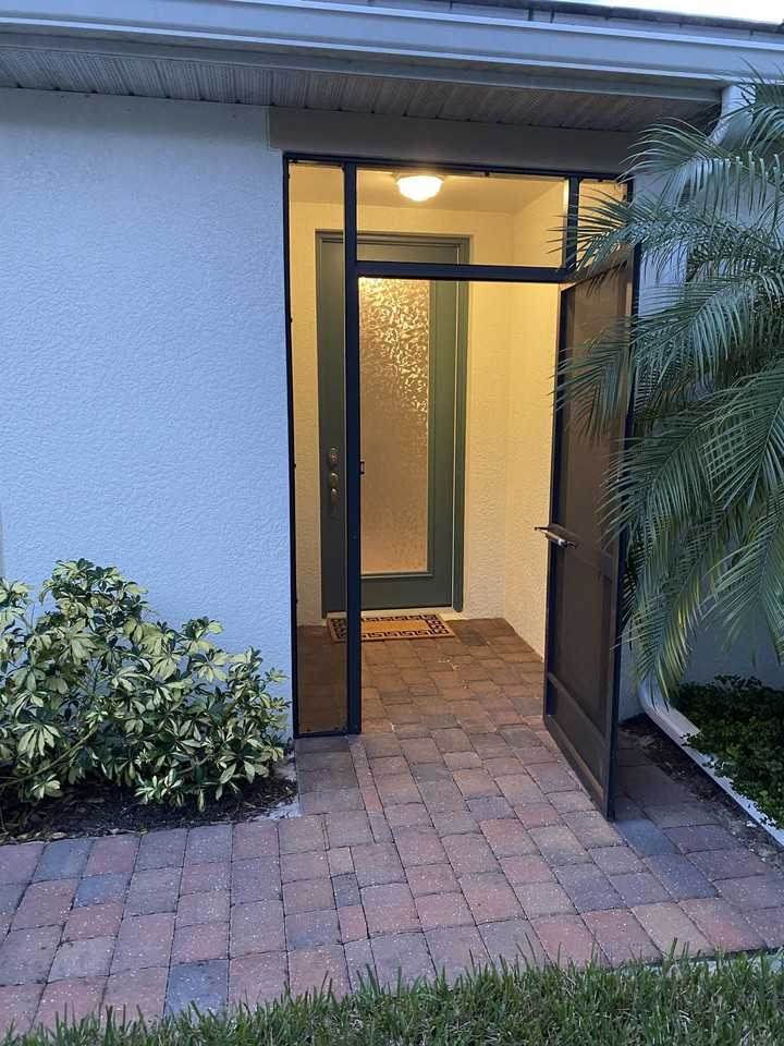 14903 Edgewater Cir #1 - Photo 2 of 11