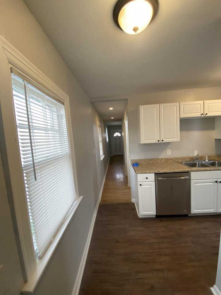 1522 Prather Ave #1 - Photo 5 of 11