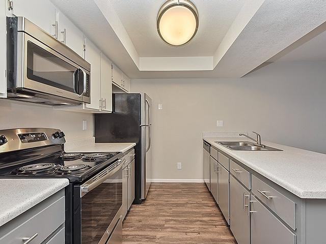 3030 E Broadway Rd - Photo 5 of 22