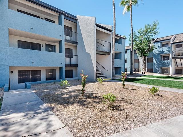 3030 East Broadway Road - Photo 6 of 22