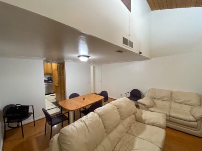 10331 Lindley Avenue - Photo 6 of 14