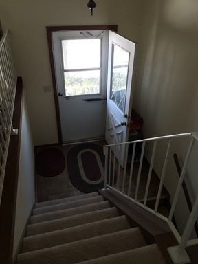 766 Keswick Dr - Photo 2 of 10