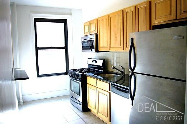 889 Washington Ave 4E - Photo 3 of 7