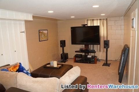 1596 Nebraska Ave E - Photo 3 of 15