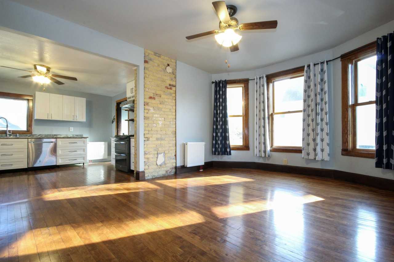 411 Columbus Ave N #1 - Photo 7 of 32