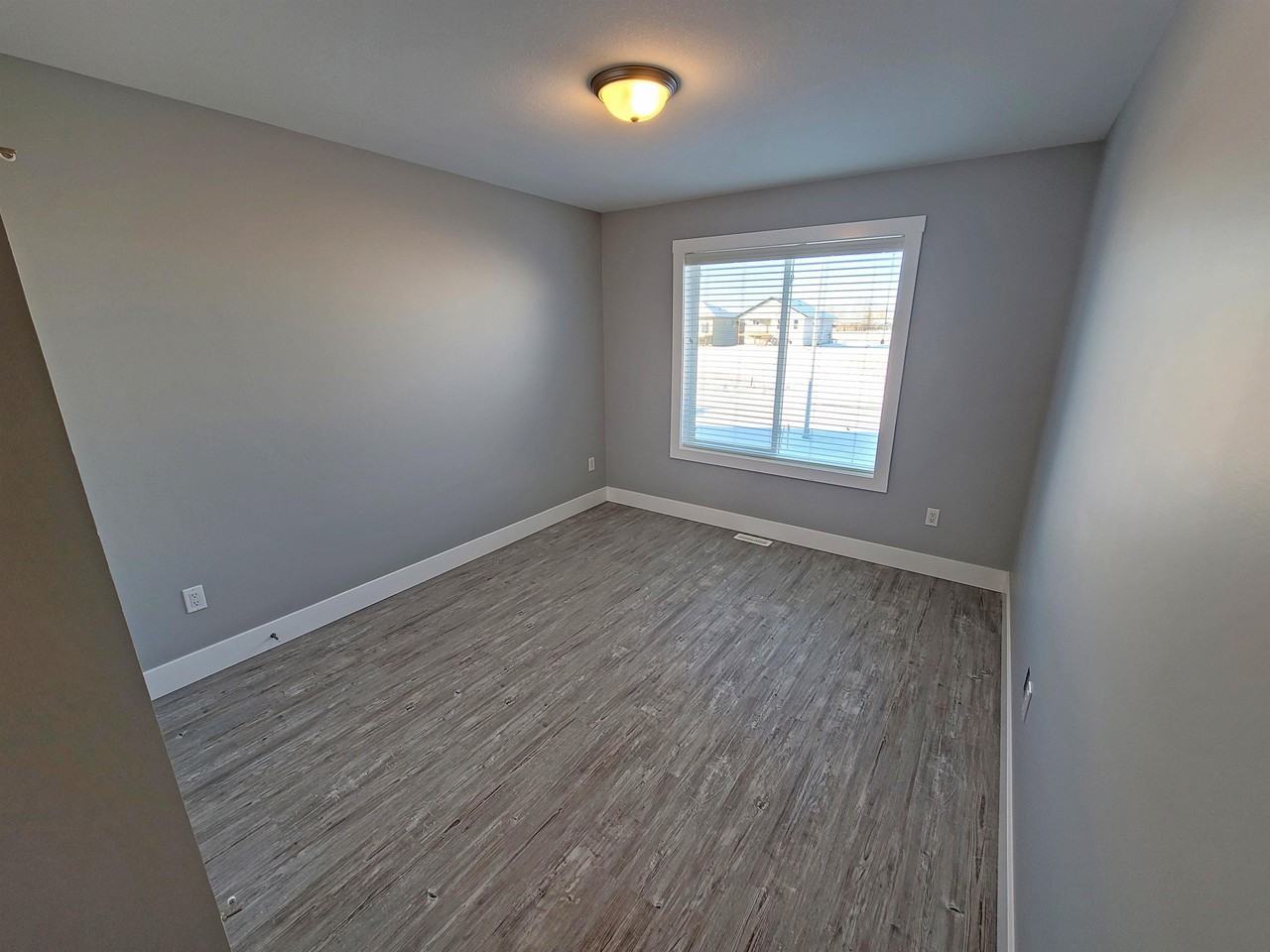 8415 81 St Uppr #UP - Photo 7 of 11