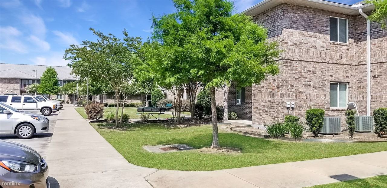 Hooper Springs Apartments- Senior Living - Photo 2 of 9