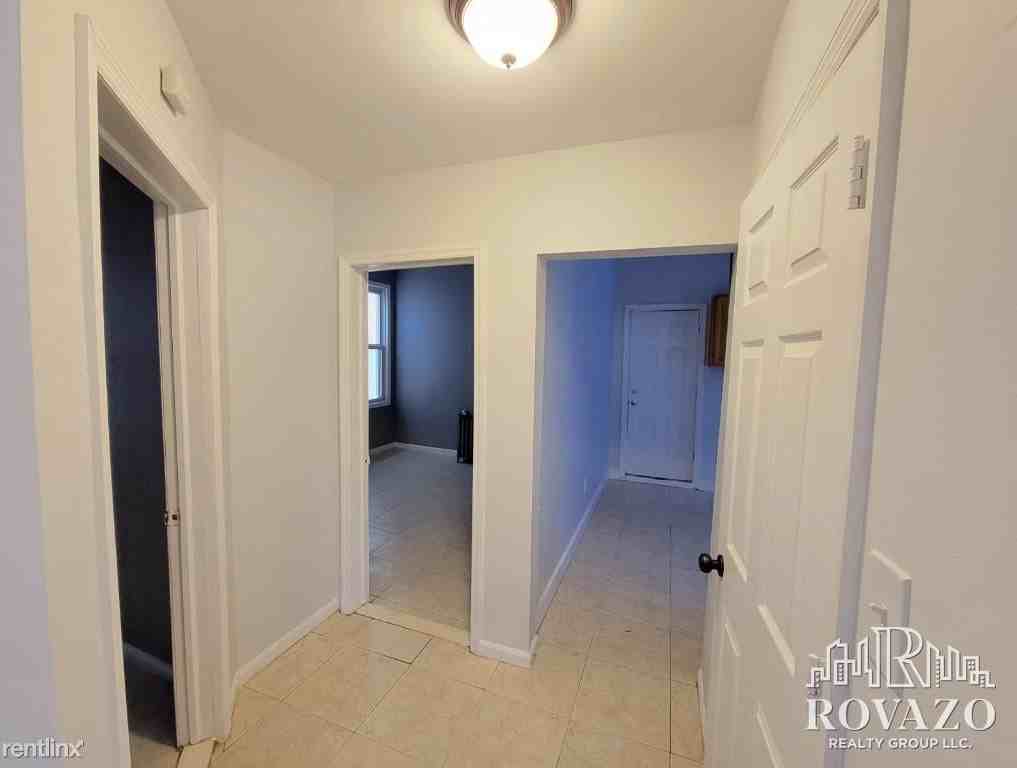 19 Triton Ter - Photo 3 of 8