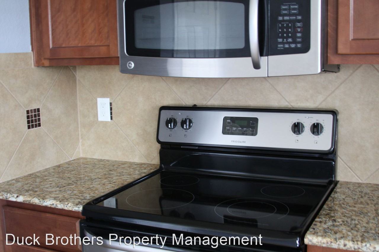6712 Serena Ln - Photo 3 of 20